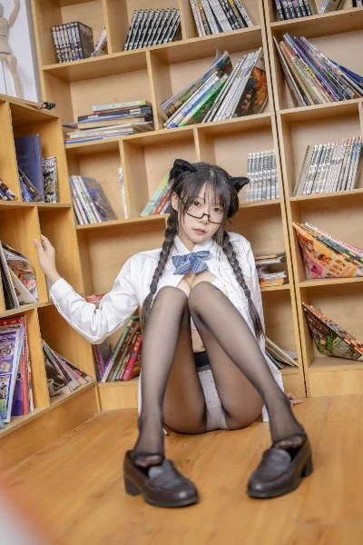 香草喵露露真人